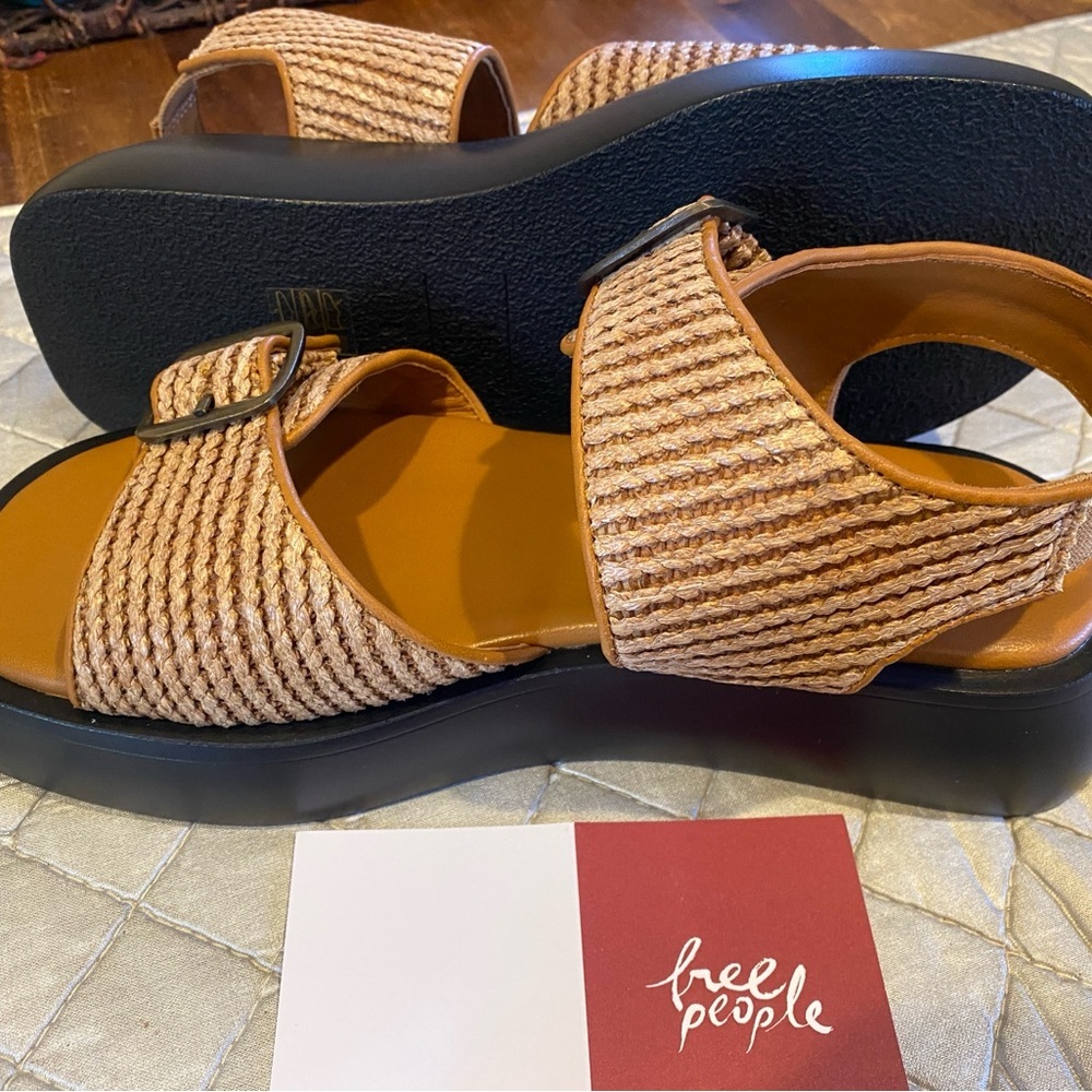 NIB Free People Tan Weave Sandals with Buckle​ - Picture 4 of 6